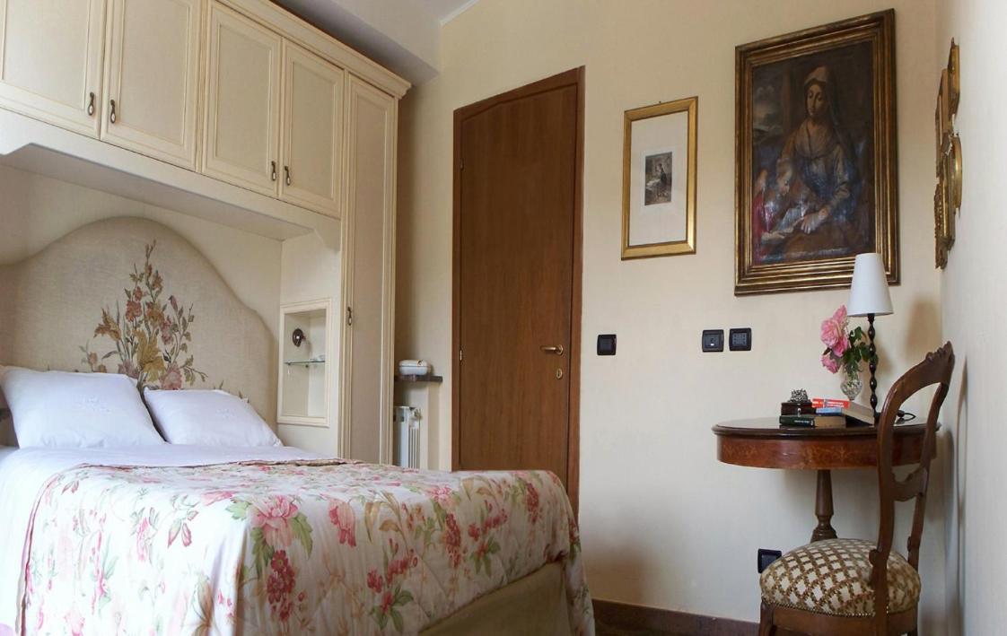 La Tana Del Tasso Ventimiglia Bed and Breakfast Εξωτερικό φωτογραφία
